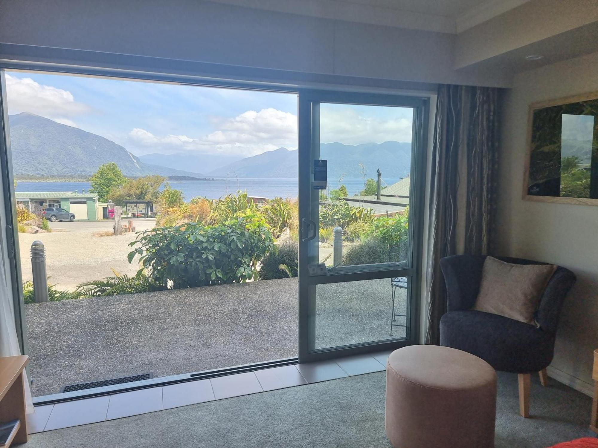 Hotel Lake Brunner Greymouth Eksteriør billede