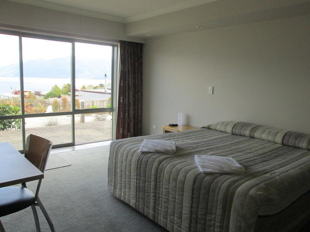 Hotel Lake Brunner Greymouth Eksteriør billede
