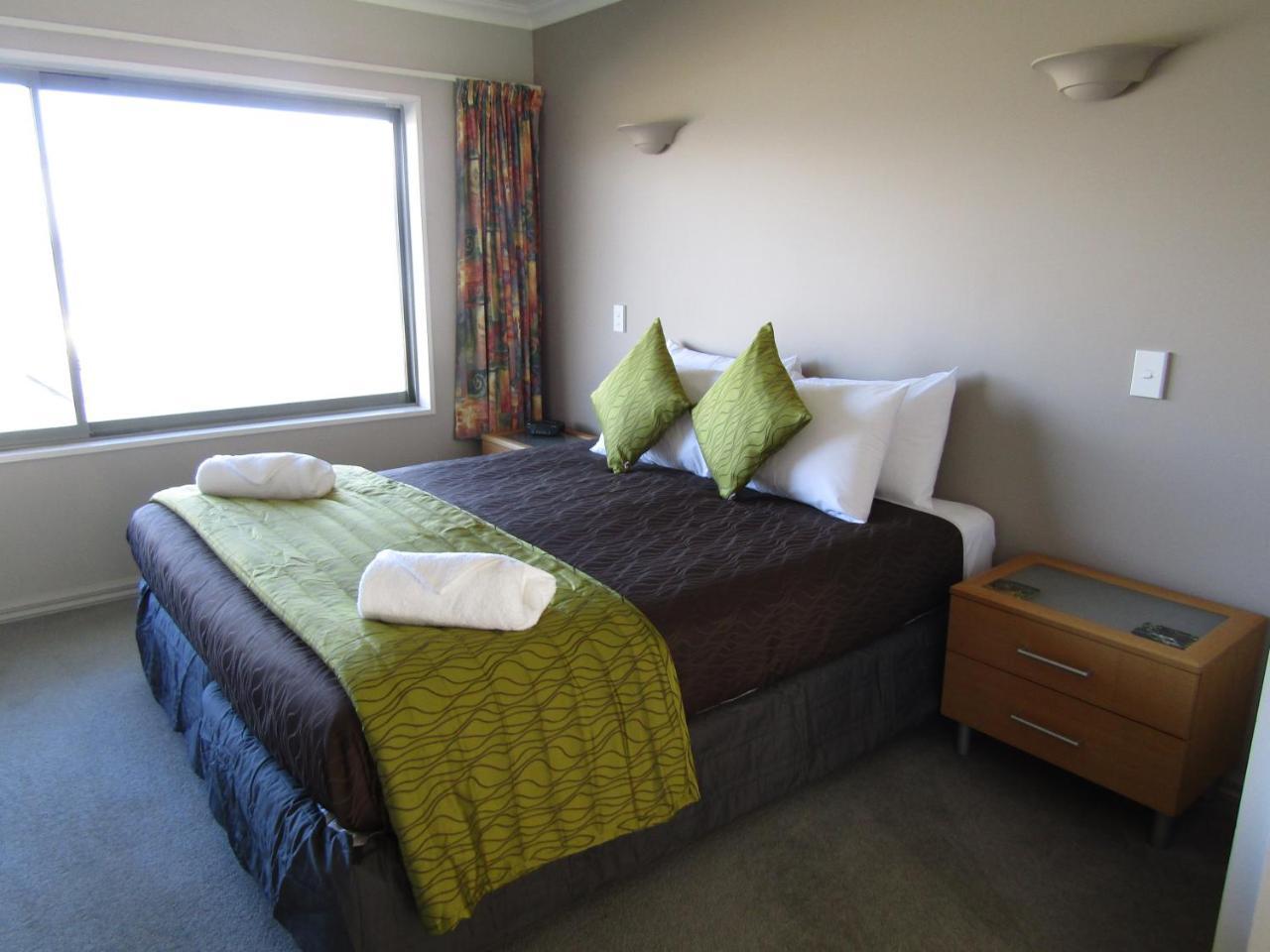 Hotel Lake Brunner Greymouth Eksteriør billede